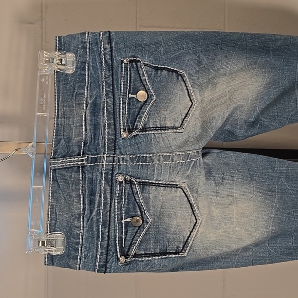 No boundaries capri's - Picture 6 of 9